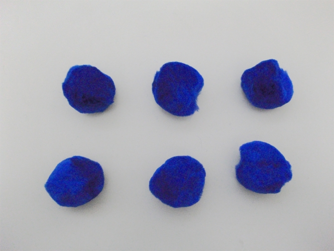 Pompons 500879-05, Farbe 05 blau